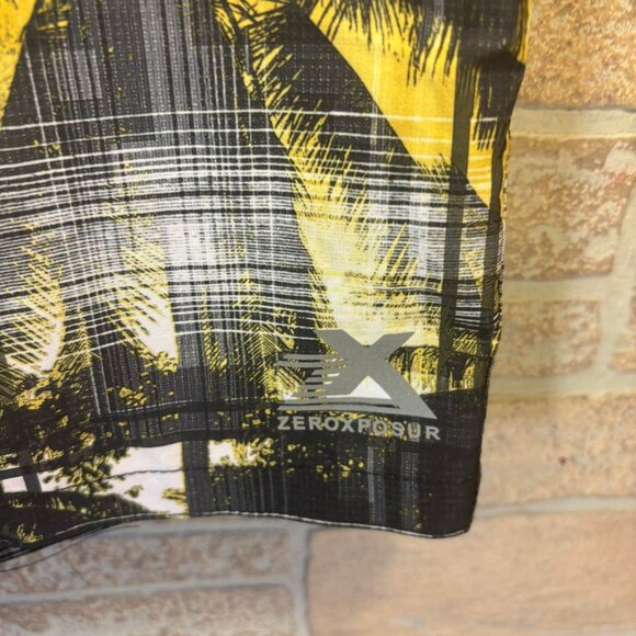 Men's Swim Trunks By Zero Exposure Size Medium Lined - Picture 2 of 8